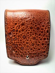 CELL PHONE CASE HOLSTER. FROG. BROWN.